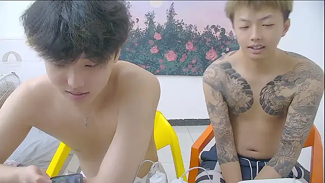 Chocolates-001 online show from May 15, 2026, 1:53 pm