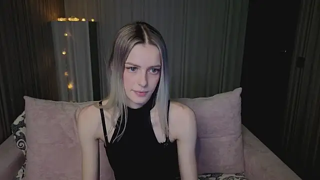 Snapshot of kittie_like18 chatting on March 7, 2026, 12:50 am kittie like18 online show from March 7, 2026, 12:50 am