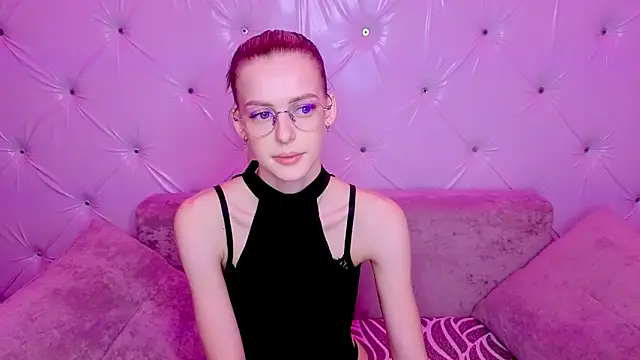 Snapshot of kittie_like18 chatting on March 22, 2026, 12:58 am kittie like18 online show from March 22, 2026, 12:58 am