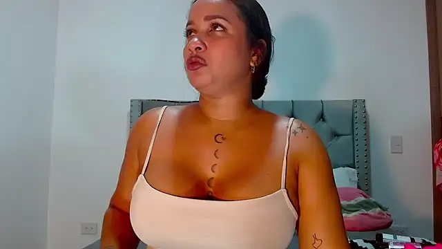 celeneortii online show from July 26, 2026, 1:45 am
