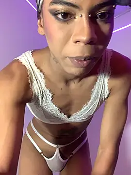 julietha sexy online show from May 7, 2026, 6:28 am