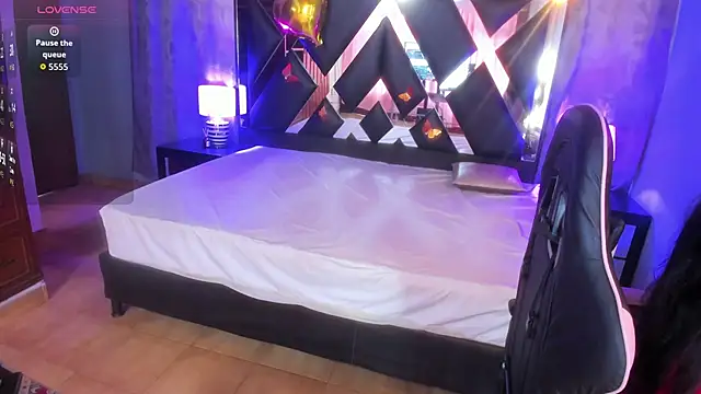 michell sweetiee online show from March 9, 2026, 6:55 pm