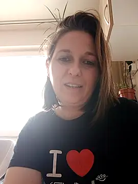 AdaJoy online show from January 14, 2026, 9:02 am