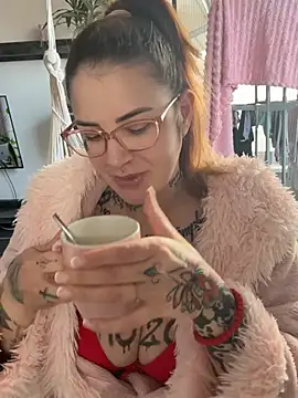 Snapshot of NyxTattoo chatting on March 10, 2026, 8:51 am NyxTattoo online show from March 10, 2026, 8:51 am