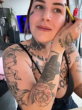 Snapshot of NyxTattoo chatting on March 11, 2026, 2:55 pm NyxTattoo online show from March 11, 2026, 2:55 pm