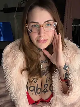 Snapshot of NyxTattoo chatting on March 9, 2026, 6:33 pm NyxTattoo online show from March 9, 2026, 6:33 pm