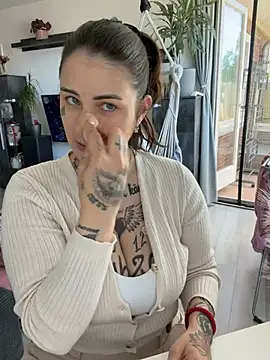 Snapshot of NyxTattoo chatting on May 8, 2026, 9:02 am NyxTattoo online show from May 8, 2026, 9:02 am