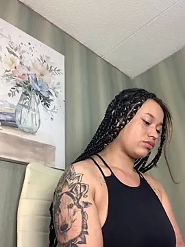 Diosa Pink online show from February 5, 2026, 6:15 pm