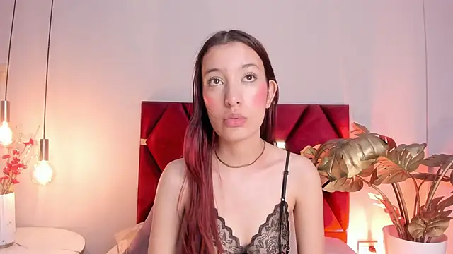 TessaMonroee online show from April 28, 2026, 6:34 pm