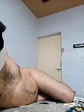 gujjuboysexy123 online show from May 27, 2026, 12:34 pm