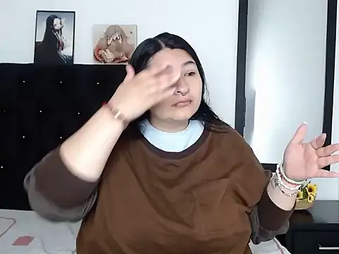 Snapshot of LauraHorny69 chatting on March 14, 2026, 12:44 pm LauraHorny69 online show from March 14, 2026, 12:44 pm