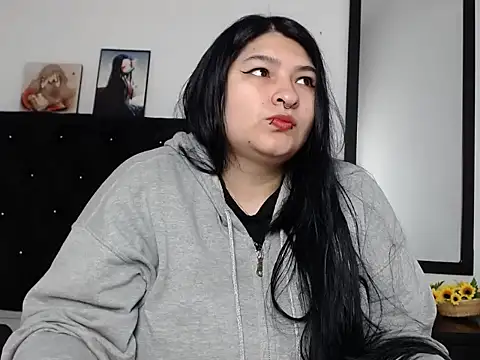 Snapshot of LauraHorny69 chatting on March 11, 2026, 1:27 pm LauraHorny69 online show from March 11, 2026, 1:27 pm