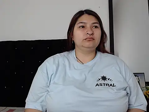 Snapshot of LauraHorny69 chatting on February 8, 2026, 1:31 pm LauraHorny69 online show from February 8, 2026, 1:31 pm