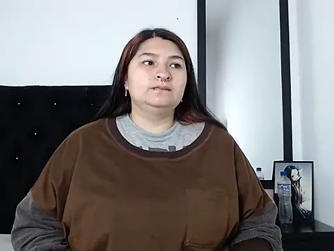 LauraHorny69 online show from January 14, 2026, 2:53 pm