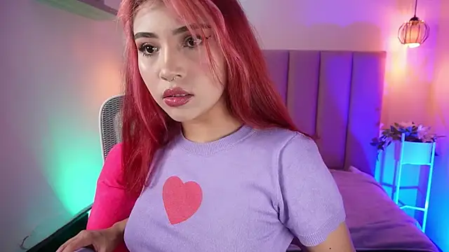 Dakota velvet  online show from June 17, 2026, 12:26 pm