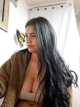 Snapshot of Scarlett_Hot69 chatting on June 18, 2026, 7:51 am Scarlett Hot69 online show from June 18, 2026, 7:51 am