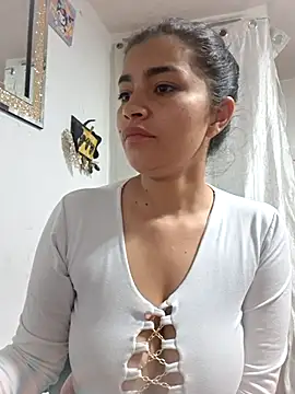Scarlett Hot69 online show from April 23, 2026, 8:21 am