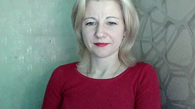 Kitti-Ellison online show from February 1, 2026, 8:51 pm