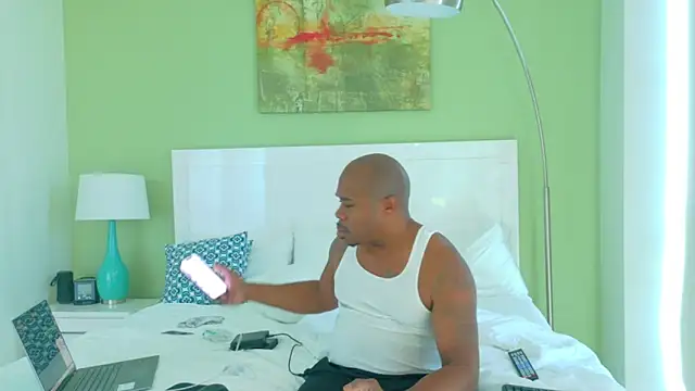 Snapshot of TheCrushExperience chatting on March 12, 2026, 1:37 pm TheCrushExperience online show from March 12, 2026, 1:37 pm