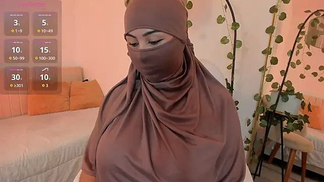 Snapshot of _Amirah chatting on June 8, 2026, 5:46 pm Amirah online show from June 8, 2026, 5:46 pm