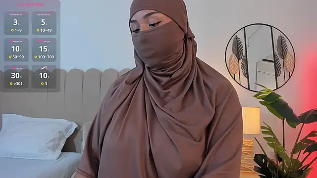 Snapshot of _Amirah chatting on July 25, 2026, 6:25 pm Amirah online show from July 25, 2026, 6:25 pm