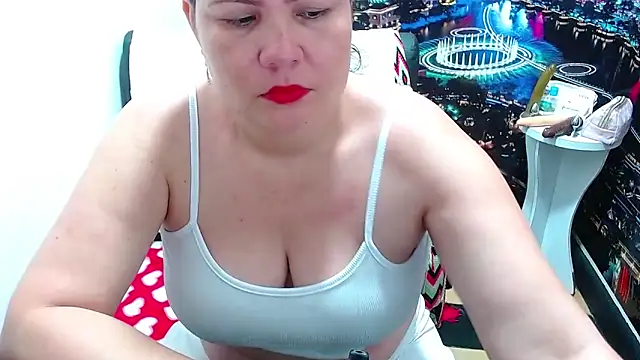 tila nastyy online show from April 21, 2026, 1:42 am
