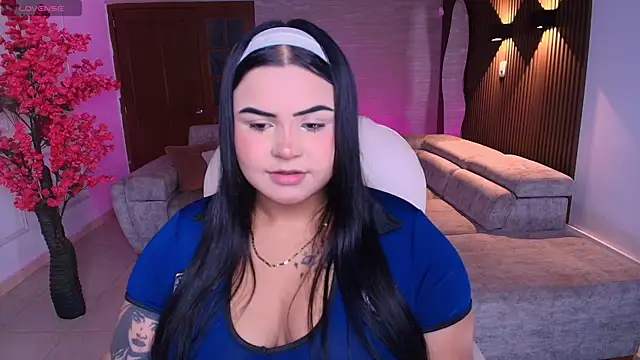 Snapshot of emily_prisston chatting on June 6, 2026, 3:23 am emily prisston online show from June 6, 2026, 3:23 am