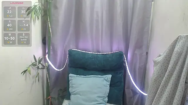 Snapshot of mia_girl07 chatting on June 16, 2026, 9:26 pm mia girl07 online show from June 16, 2026, 9:26 pm