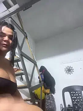 Snapshot of MorenaCariok chatting on March 3, 2026, 12:28 am MorenaCariok online show from March 3, 2026, 12:28 am