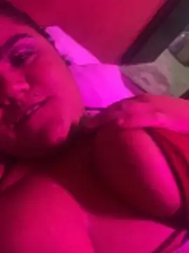 Snapshot of MorenaCariok chatting on February 18, 2026, 6:33 am MorenaCariok online show from February 18, 2026, 6:33 am