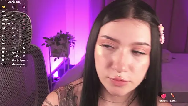 Snapshot of Dolcexx_ chatting on March 14, 2026, 8:15 pm Dolcexx online show from March 14, 2026, 8:15 pm