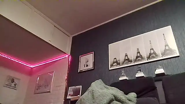 Funfukruon online show from January 14, 2026, 6:22 pm