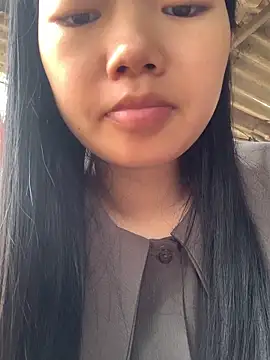 Suny-sexy online show from March 19, 2026, 2:22 am