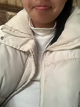 Suny-sexy online show from March 15, 2026, 8:54 am