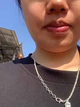 Suny-sexy online show from February 5, 2026, 2:51 am