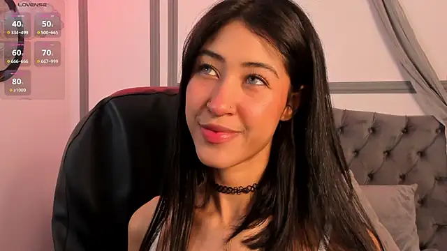 Snapshot of internett_sweetheart chatting on June 1, 2026, 11:21 am internett sweetheart online show from June 1, 2026, 11:21 am