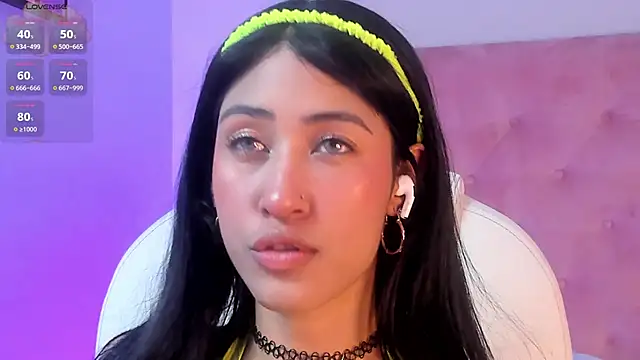 Snapshot of internett_sweetheart chatting on March 18, 2026, 4:48 am internett sweetheart online show from March 18, 2026, 4:48 am