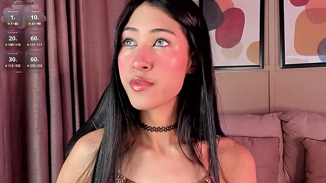 Snapshot of internett_sweetheart chatting on May 15, 2026, 6:33 am internett sweetheart online show from May 15, 2026, 6:33 am