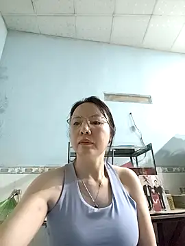 Snapshot of Famrita chatting on February 7, 2026, 12:29 am Famrita online show from February 7, 2026, 12:29 am