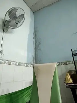 Snapshot of Famrita chatting on February 19, 2026, 12:51 am Famrita online show from February 19, 2026, 12:51 am