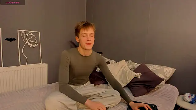 Kai Milller online show from March 20, 2026, 7:48 pm