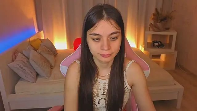 Kim Bless online show from May 6, 2026, 1:31 am