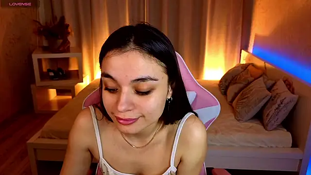 Kim Bless online show from April 24, 2026, 2:02 am