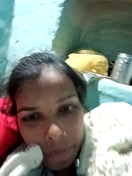 Snapshot of priyasharma899 chatting on January 16, 2026, 4:00 pm priyasharma899 online show from January 16, 2026, 4:00 pm