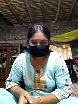 Hot Sweeti online show from July 27, 2026, 9:05 am