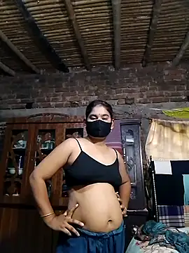 Hot Sweeti online show from August 1, 2026, 9:29 am