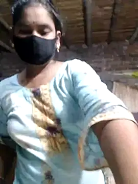 Hot Sweeti online show from July 22, 2026, 6:10 pm