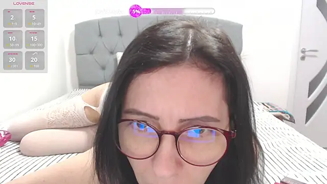 Snapshot of AngelRubyy chatting on February 11, 2026, 6:46 am AngelRubyy online show from February 11, 2026, 6:46 am