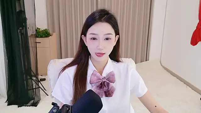 Snapshot of Dancing-Coco12 chatting on March 5, 2026, 3:36 am Dancing-Coco12 online show from March 5, 2026, 3:36 am