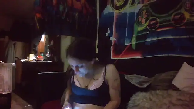 Snapshot of LadySn0w26 chatting on May 14, 2026, 1:02 am LadySn0w26 online show from May 14, 2026, 1:02 am